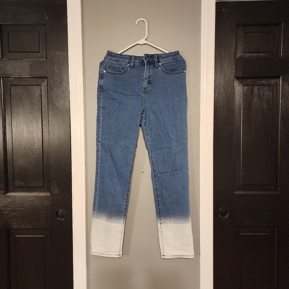 Style & Co Two Tone Jeans Size 8P - Picture 3 of 4